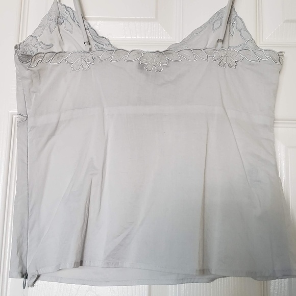 Like New BCBG MAX AZRIA Embroidered Tank/Camisole Top - Local Pickup Available - Picture 4 of 7